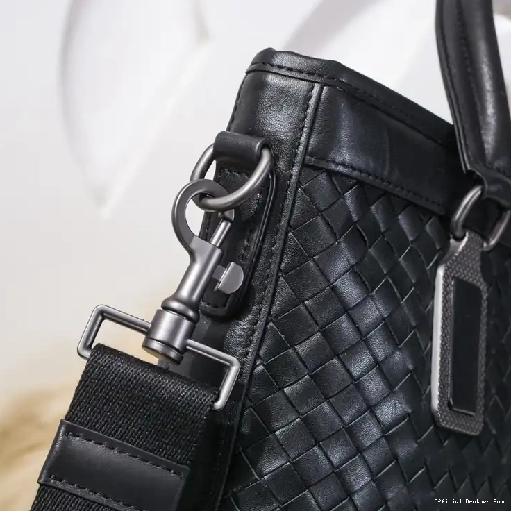 Official Brother Sam 2411YA0042 Veneta Bags Bottega 0517